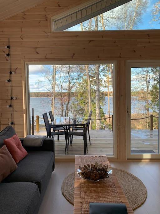 Villa Korppi Kirkkonummi Extérieur photo